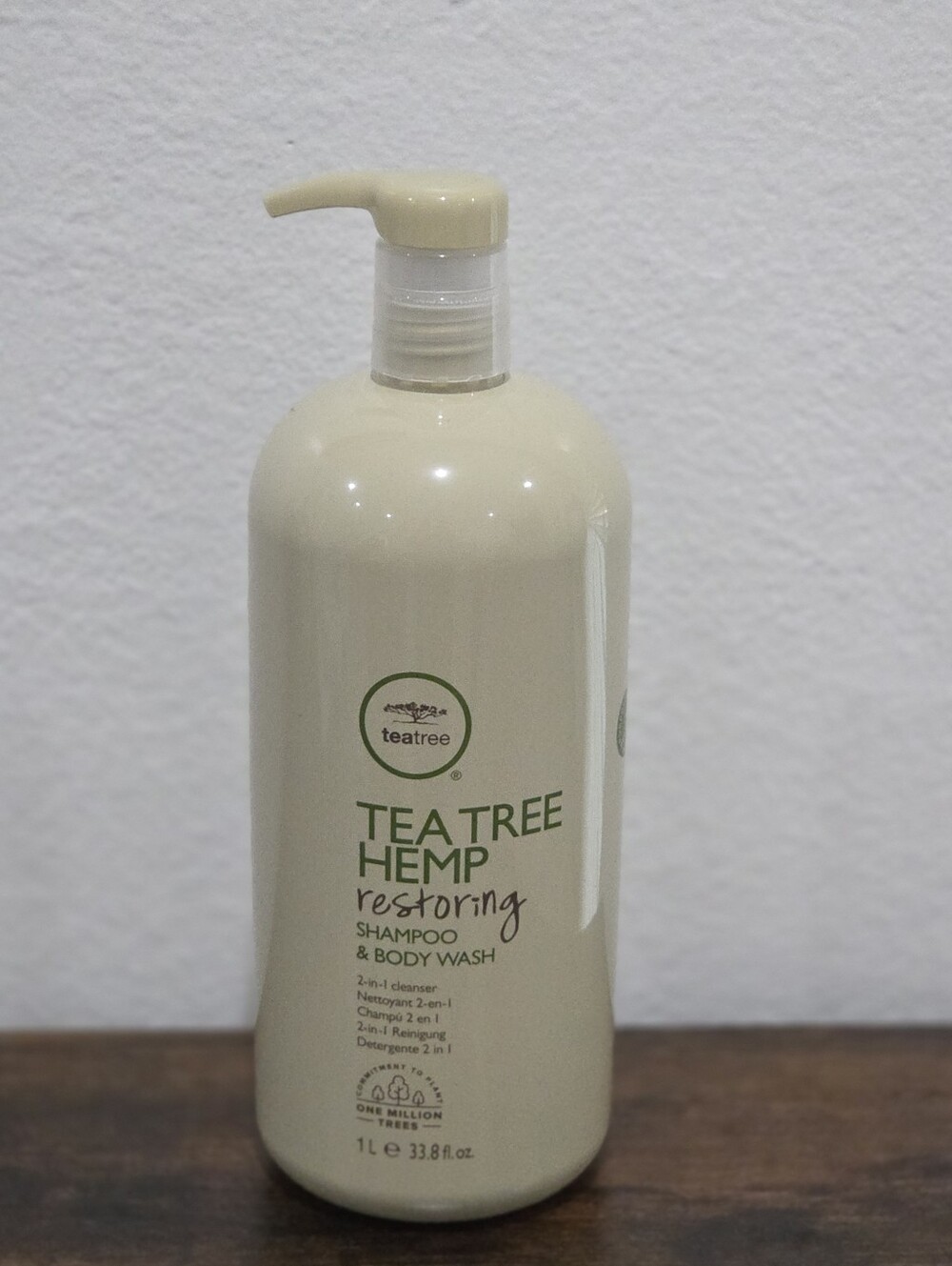 Paul Mitchell Tea Tree Hemp Restoring Shampoo & Body Wash - Picture 2 of 4